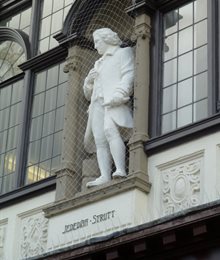 Statue of Jedediah Strutt on the Boots Building, Derby